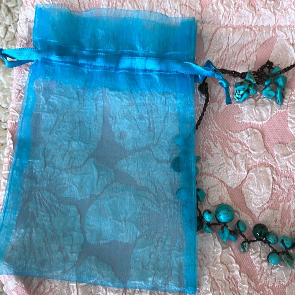 AERAVIDA Necklace - Picture 3 of 8